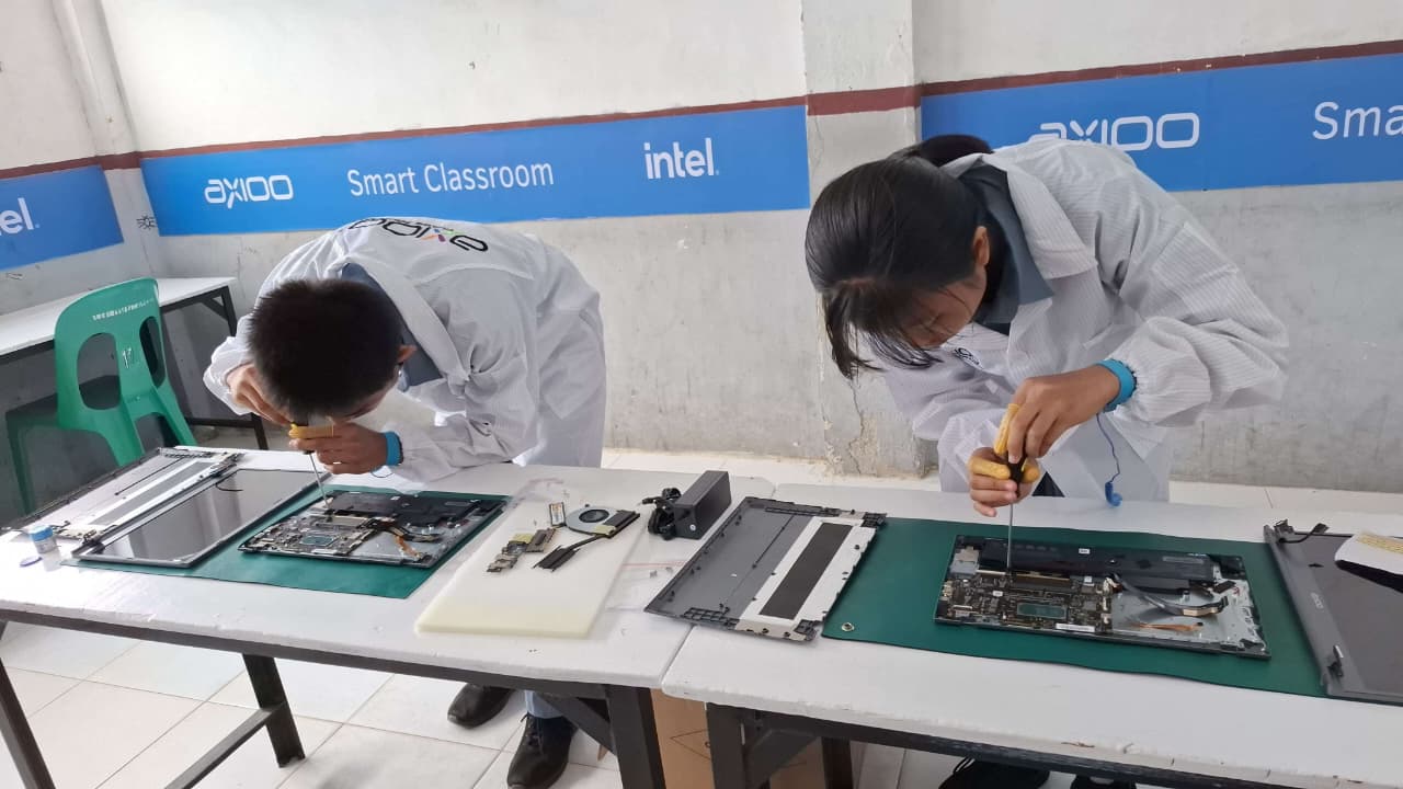 Perakitan Laptop P3sv Standar Axioo Class Program